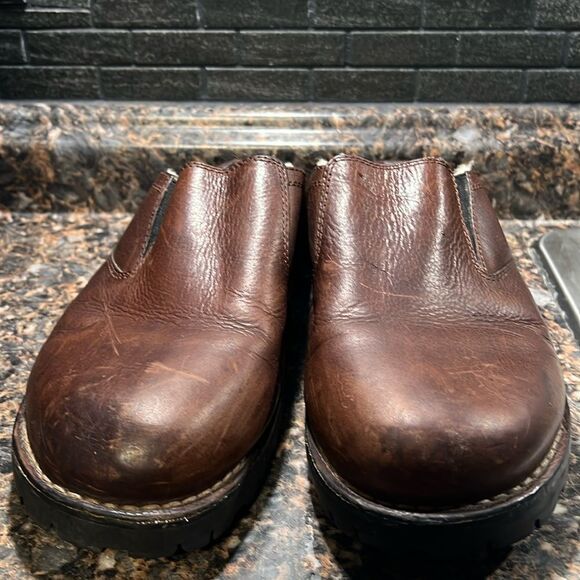 UGG men\'s slip on casual brown leather sheepskin size 12 style 5140 main image 8